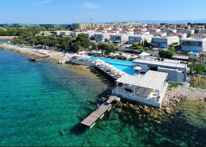 Punta Skala 아파트