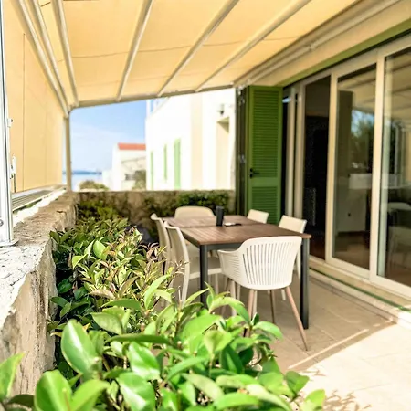 Punta Skala Apartment *