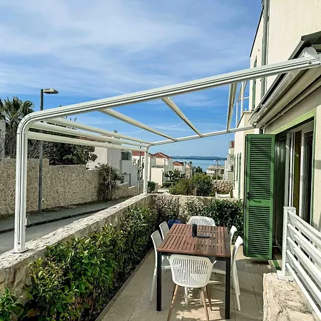 Apartment Punta Skala Petrcane